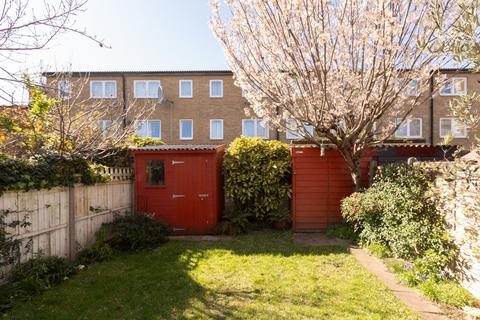 undefined, Queensbridge Road, London E8