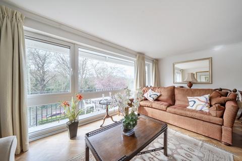 undefined, Putney Hill, Putney, London, SW15