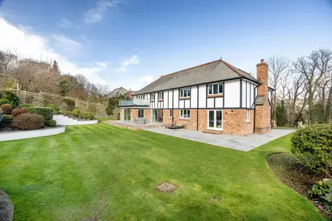 undefined, 3 The Falls, Tromode Road, Douglas