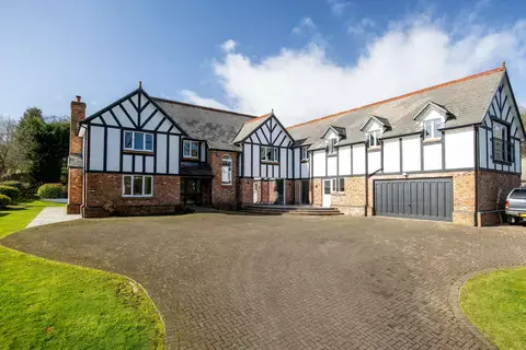 undefined, 3 The Falls, Tromode Road, Douglas