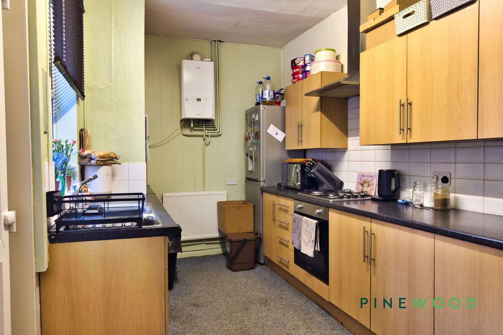27 Rectory Road Kitchen