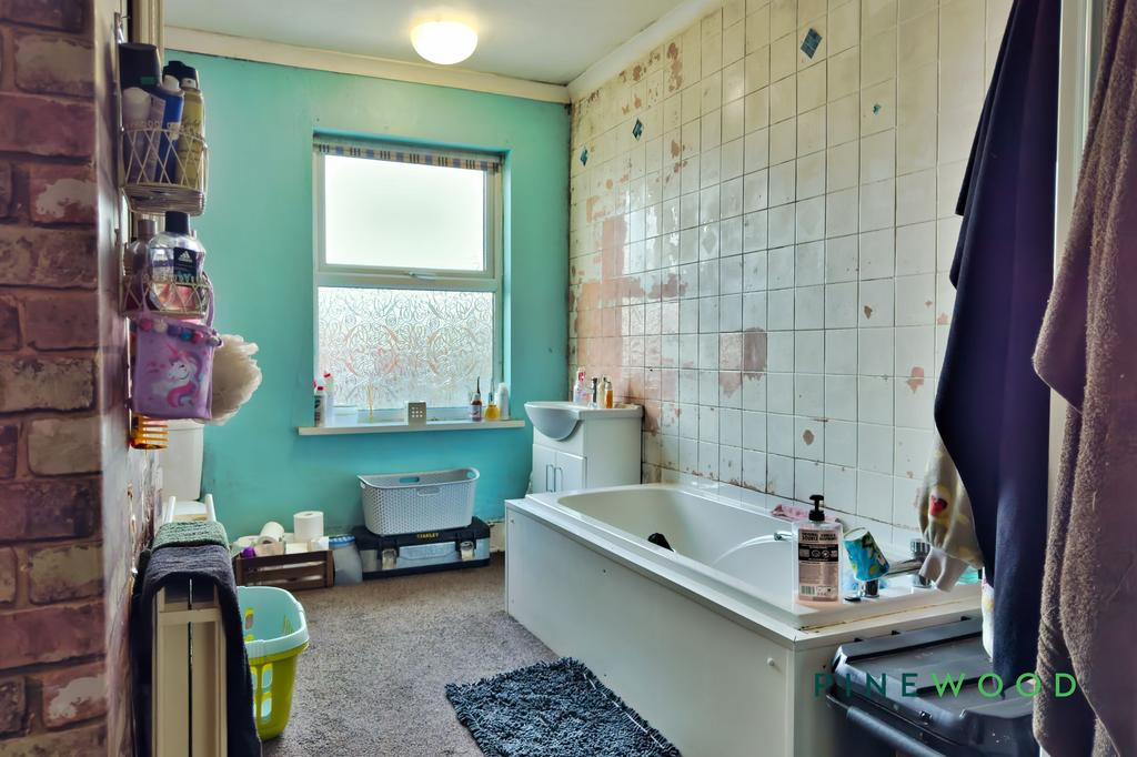 29 Rectory Road Bathroom