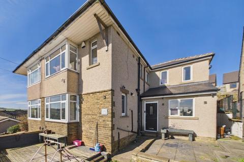 undefined, Sapgate Lane, Bradford