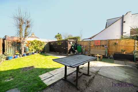 2 bedroom detached house for sale, Liberty Hall Road, Addlestone, Surrey, KT15