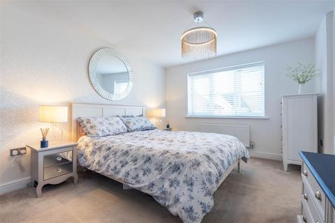 3 bedroom detached house for sale, Nab Wood Drive, Chorley