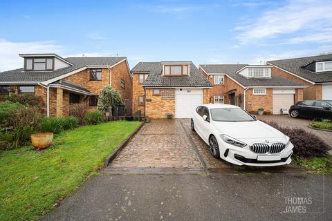 Cypress Avenue, Crews Hill, EN2