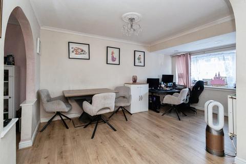 3 bedroom terraced house for sale, Bradfield Close, Stockport, Greater Manchester, SK5