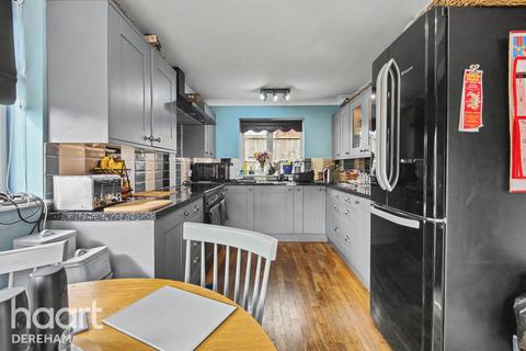 5 bedroom detached house for sale, Elsing Road, Norwich