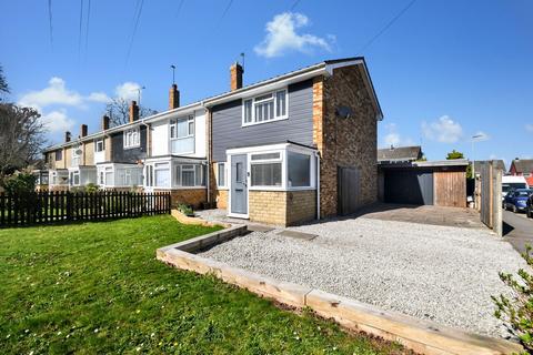 2 bedroom end of terrace house for sale, Howbury Walk, Parkwood, Gillingham, ME8