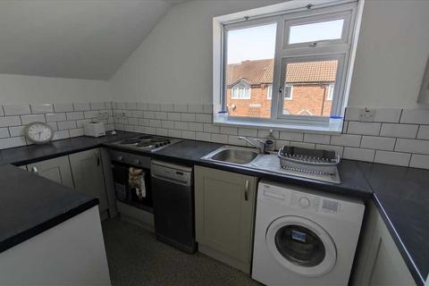 1 bedroom maisonette to rent, Springwood Crescent, Edgware