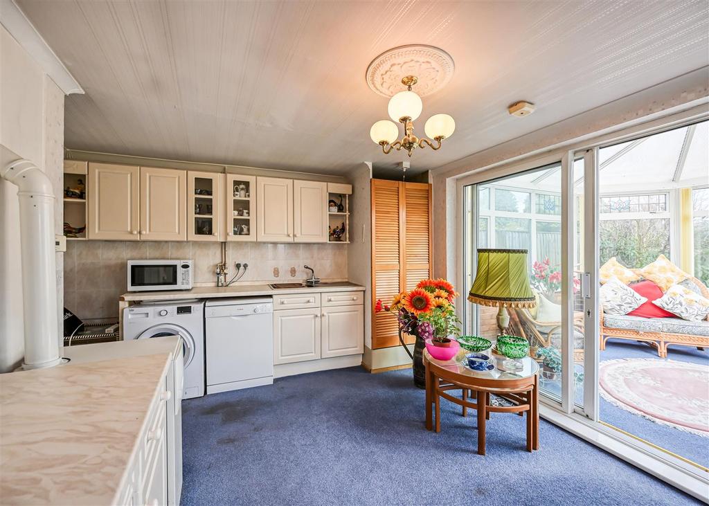 52 Cranmere Avenue-8.jpg