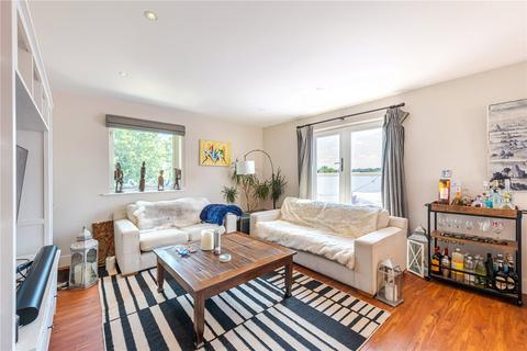 2 bedroom apartment to rent, Battersea High Street, London, SW11