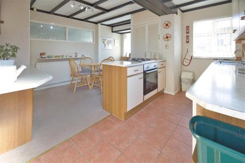 2 bedroom semi-detached bungalow for sale, Galloway Close, Barwell, Leicester