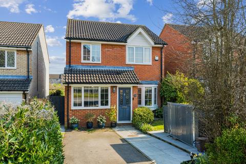 undefined, Gibson Close, Hitchin, SG4