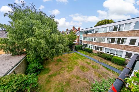 2 bedroom flat for sale, Voltaire, Ennerdale Road, Kew, Richmond, Surrey TW9