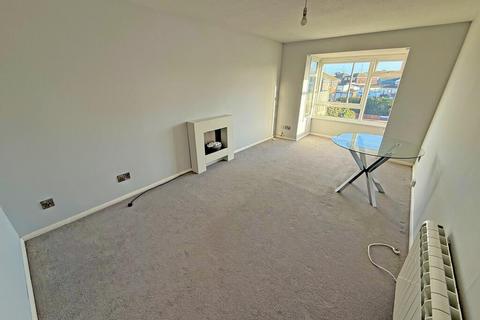 1 bedroom flat for sale, Old Salts Farm Road, Lancing, BN15