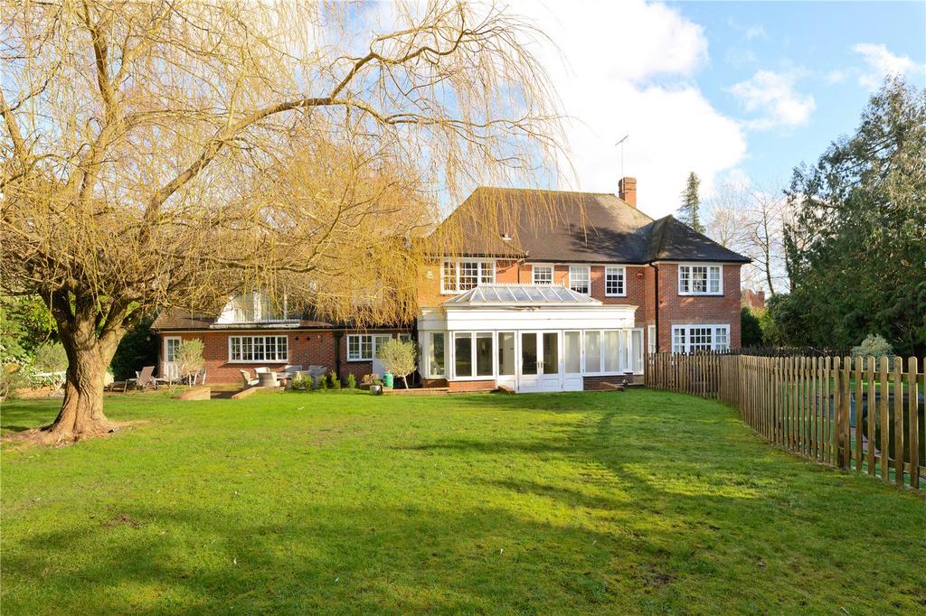 Garden View Rear