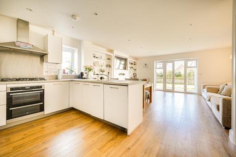 3 bedroom semi-detached house for sale, Cheshire Rise, Leighton Buzzard