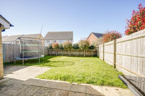 3 bedroom semi-detached house for sale, Cheshire Rise, Leighton Buzzard