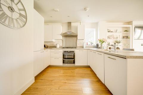 3 bedroom semi-detached house for sale, Cheshire Rise, Leighton Buzzard