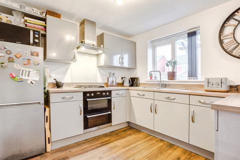 3 bedroom detached house for sale, Limestone Road, Wakefield
