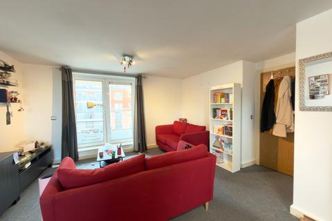 1 bedroom in a house share to rent, Warstone Lane, Birmingham B18