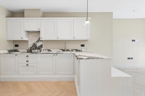 undefined, Copsem Lane, Esher, Surrey KT10