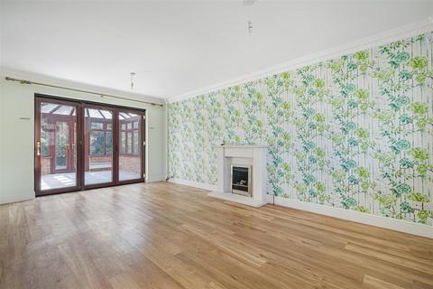 4 bedroom detached house for sale, The Ferns, Platt