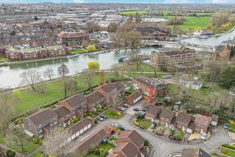undefined, Crendon Court, Caversham, Reading