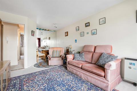 undefined, Crendon Court, Caversham, Reading