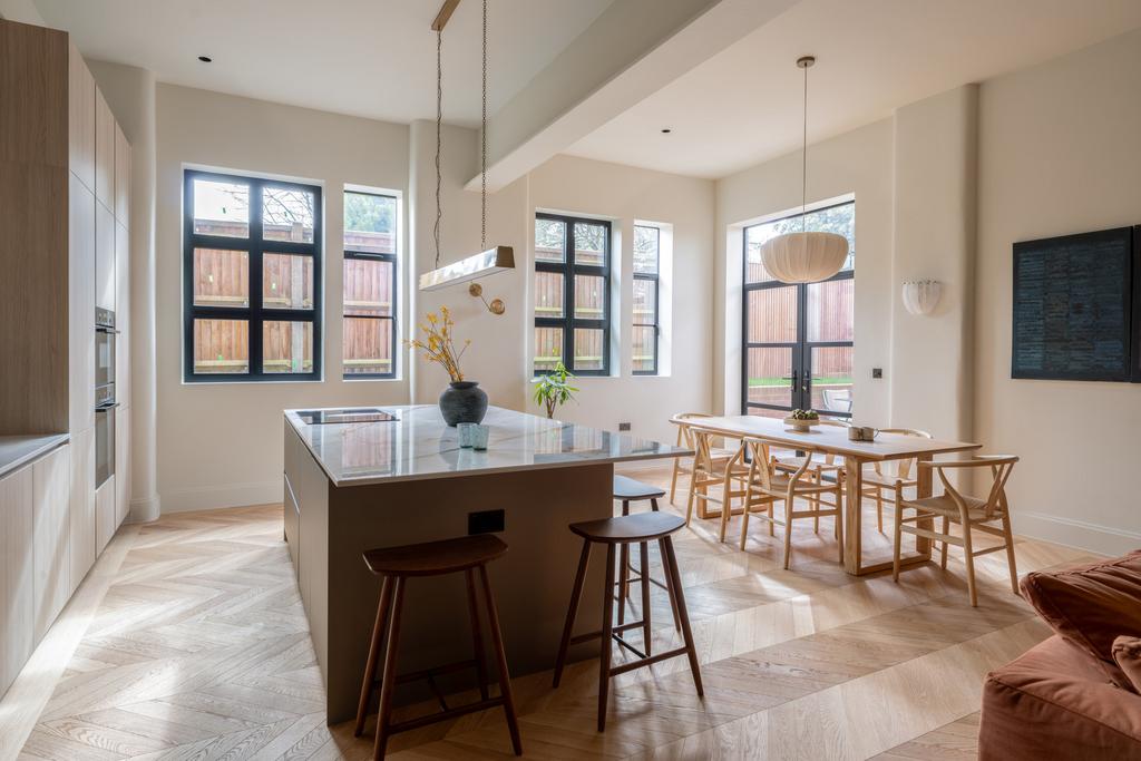 332896 - 1 Colliers House High Res.jpg
