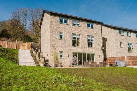 4 bedroom detached house for sale, Cotton Tops Drive, Halifax HX6