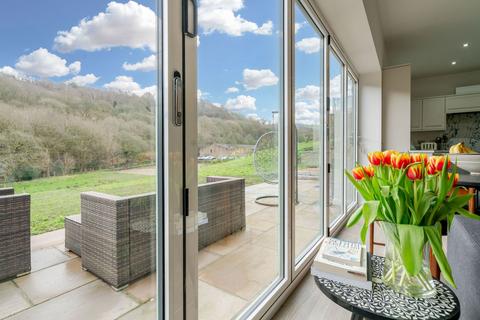 4 bedroom detached house for sale, Cotton Tops Drive, Halifax HX6
