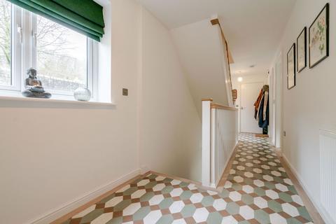 4 bedroom detached house for sale, Cotton Tops Drive, Halifax HX6