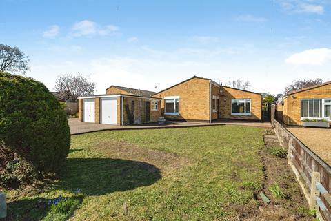 3 bedroom detached bungalow for sale, Redgate, Thetford