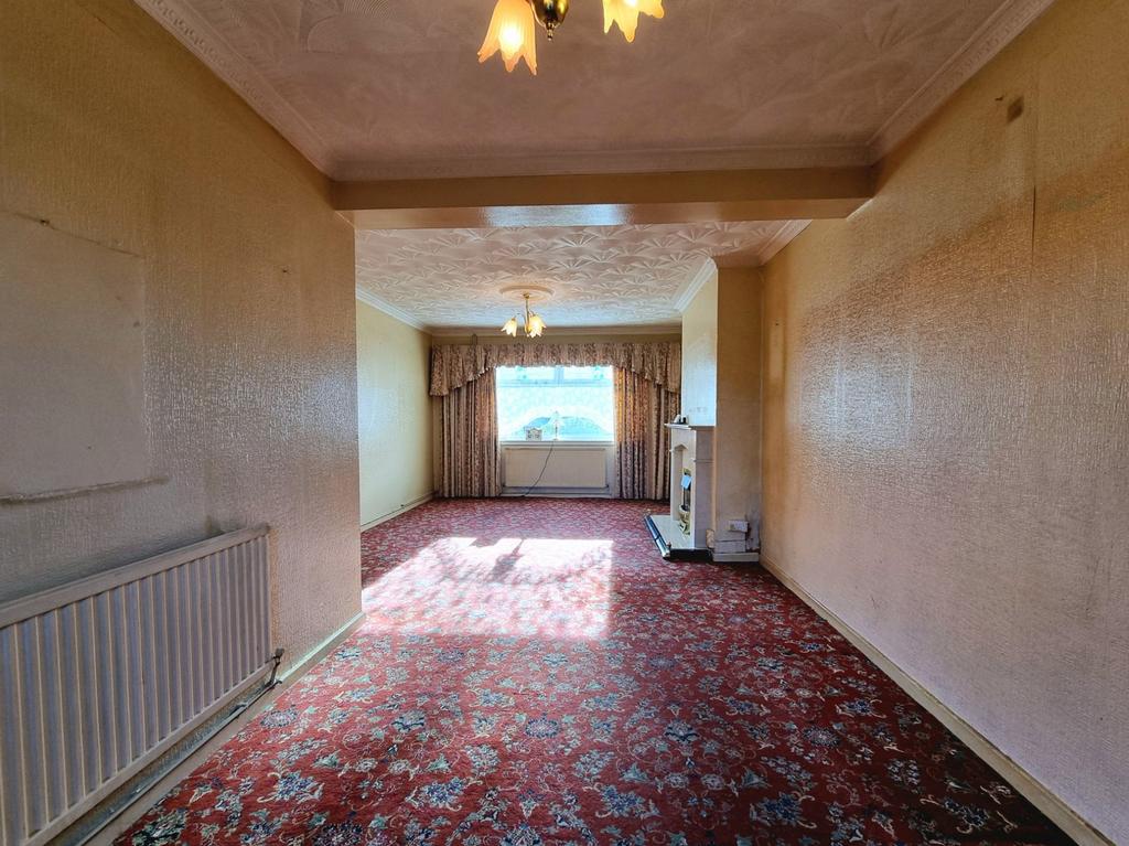 Lounge/Dining area