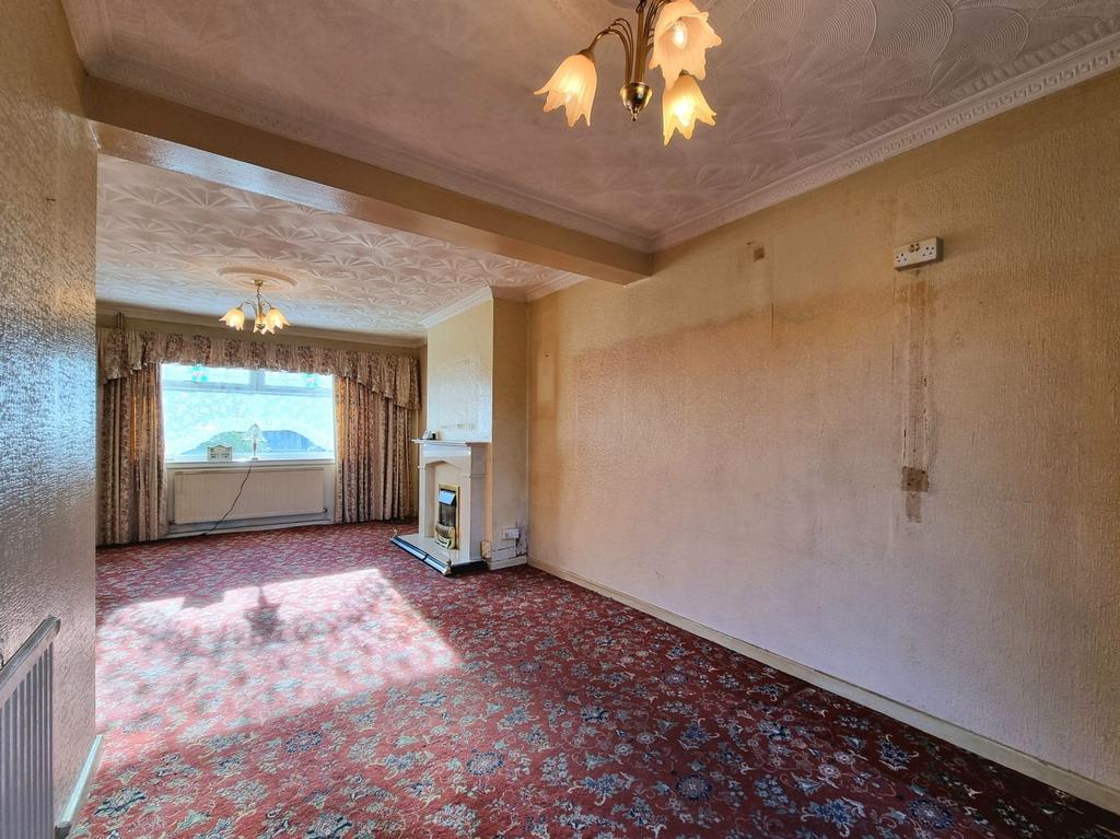 Lounge/Dining area