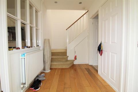 3 bedroom detached house to rent, Malmes Croft, Hemel Hempstead HP3