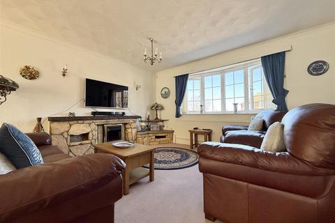 3 bedroom detached bungalow for sale, Ravensthorpe Road, Wigston LE18