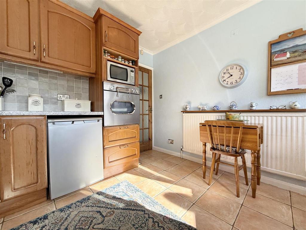 Breakfast Kitchen
