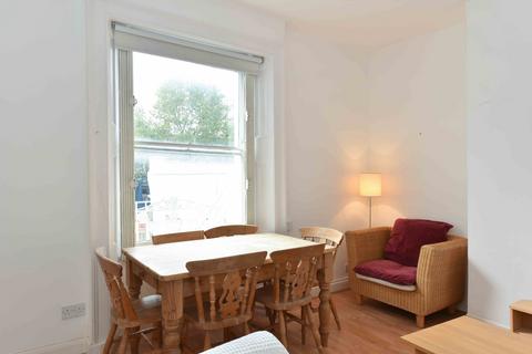 1 bedroom flat to rent, London W6