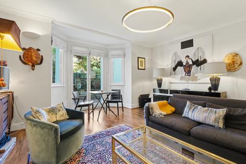 2 bedroom flat for sale, Greville Road, London, NW6