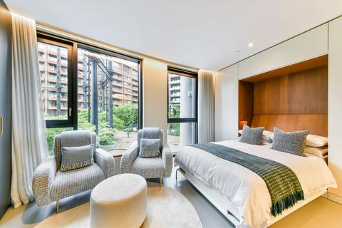 Studio to rent, Gasholders Building, , Lewis Cubitt Square, London, N1C
