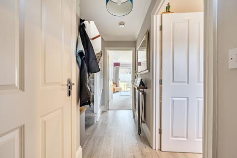 undefined, Orpington Close, Reading RG10
