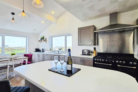 5 bedroom detached house for sale, Penrallt Road, Trearddur Bay, Holyhead, Isle of Anglesey, LL65