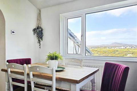 5 bedroom detached house for sale, Penrallt Road, Trearddur Bay, Holyhead, Isle of Anglesey, LL65