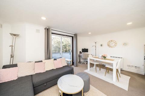 1 bedroom flat for sale, Inner Park Road, London SW19
