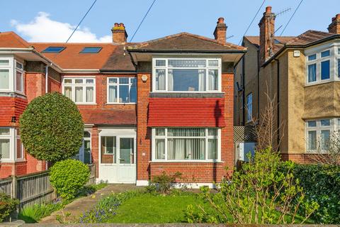 3 bedroom semi-detached house for sale, Scutari Road, London SE22