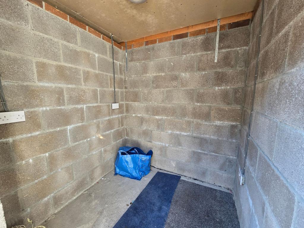 Storage/Outbuilding