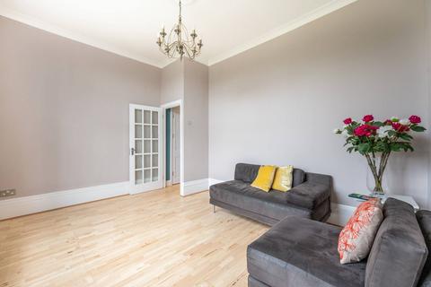 2 bedroom flat for sale, Hainault Road, Leytonstone, London, E11